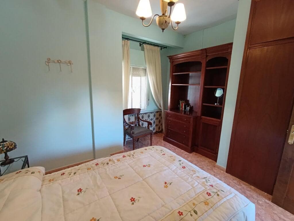 7 makuuhuone Maalaistalo myytävänä paikassa Baeza - 265 000 € (Ref: 9410871)