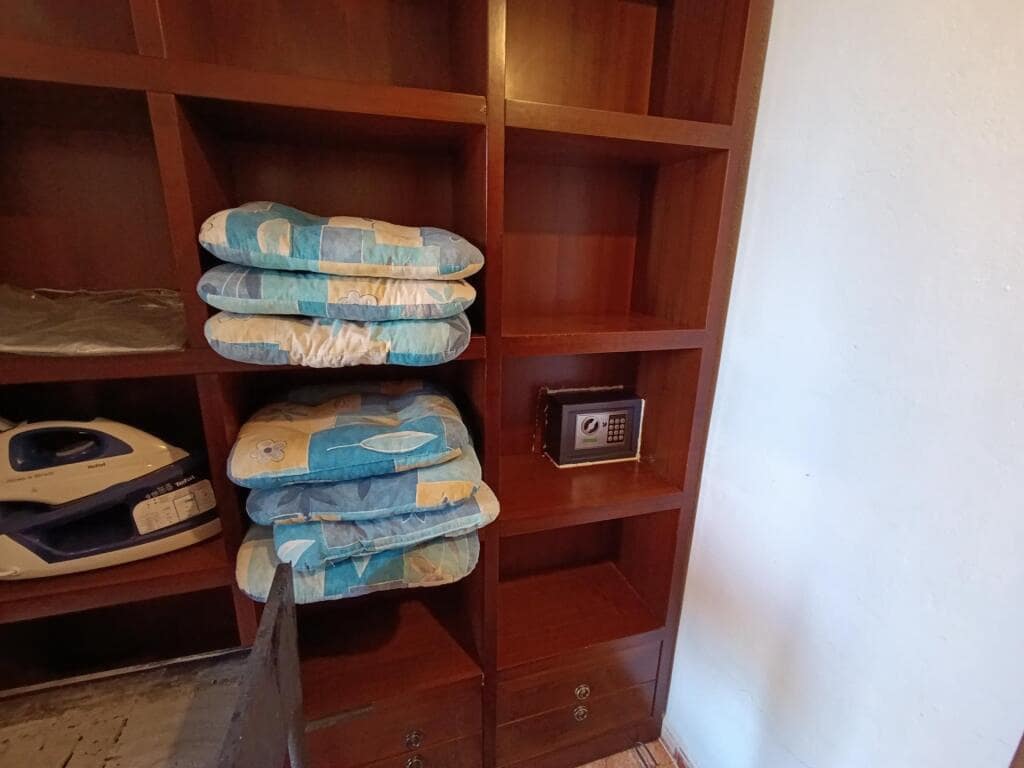 7 makuuhuone Maalaistalo myytävänä paikassa Baeza - 265 000 € (Ref: 9410871)