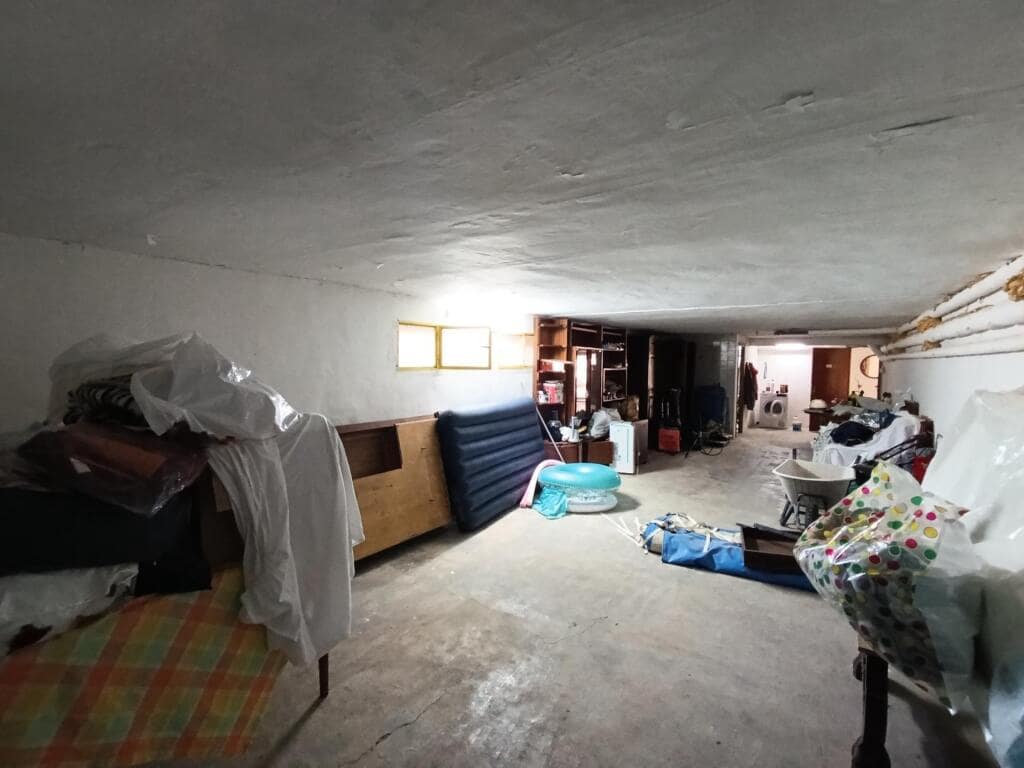 7 makuuhuone Maalaistalo myytävänä paikassa Baeza - 265 000 € (Ref: 9410871)