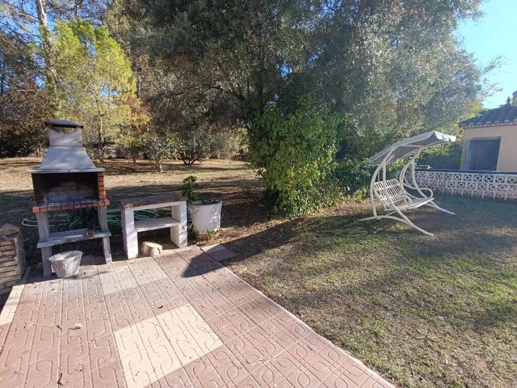 7 makuuhuone Maalaistalo myytävänä paikassa Baeza - 265 000 € (Ref: 9410871)