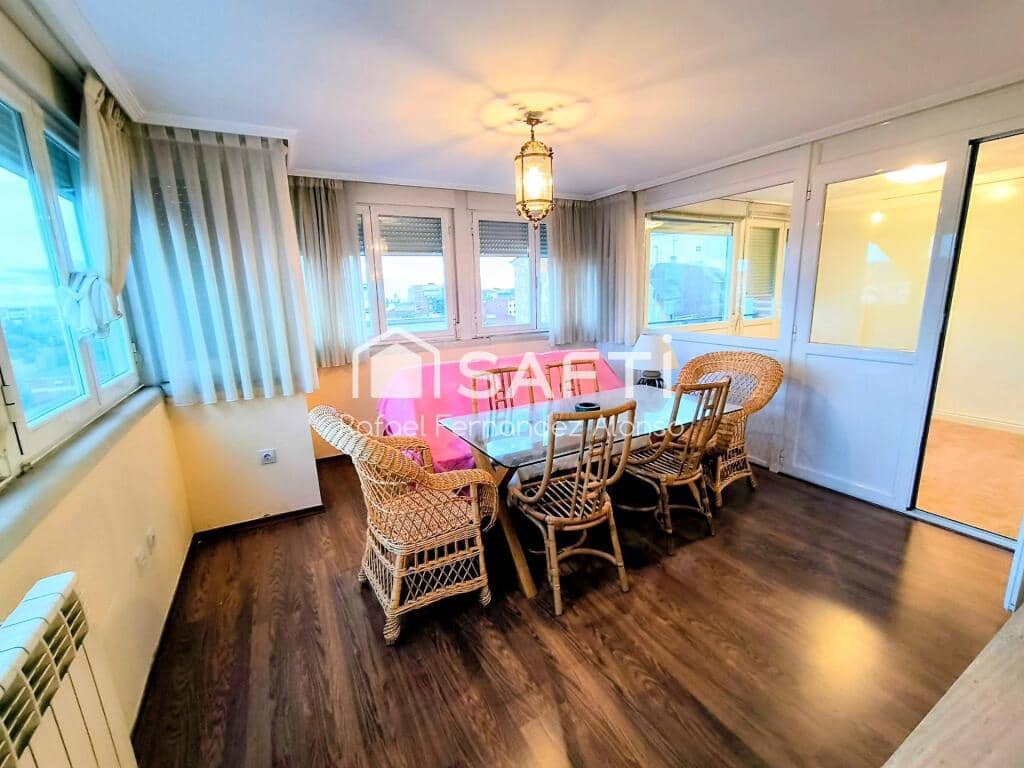 2 sovrum Lägenhet till salu i Leon stad - 240 000 € (Ref: 9410872)