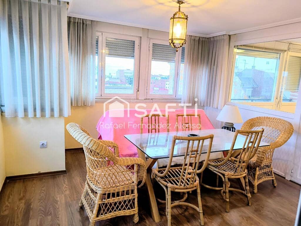 2 sovrum Lägenhet till salu i Leon stad - 240 000 € (Ref: 9410872)