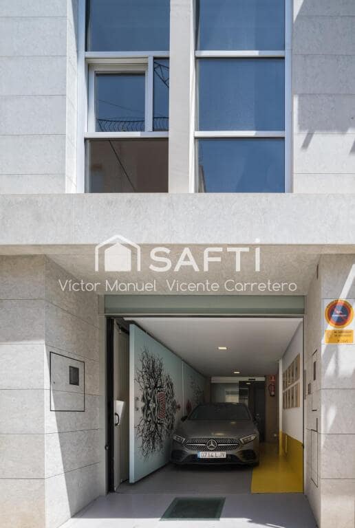 5 soverom Rekkehus til salgs i Carcaixent med svømmebasseng garasje - € 790 000 (Ref: 9410873)