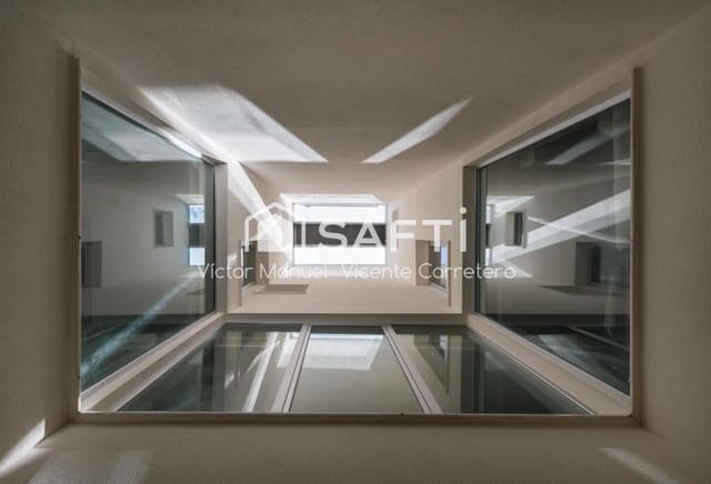 5 sypialnia Dom szeregowy na sprzedaż w Carcaixent z basenem garażem - 790 000 € (Ref: 9410873)