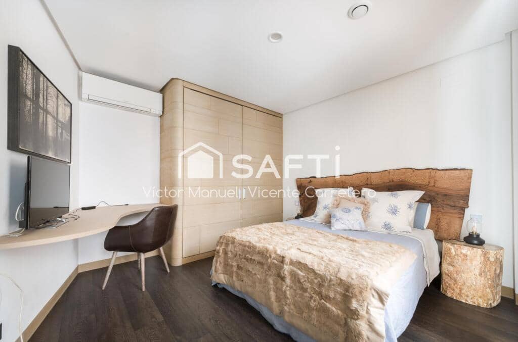 5 soverom Rekkehus til salgs i Carcaixent med svømmebasseng garasje - € 790 000 (Ref: 9410873)