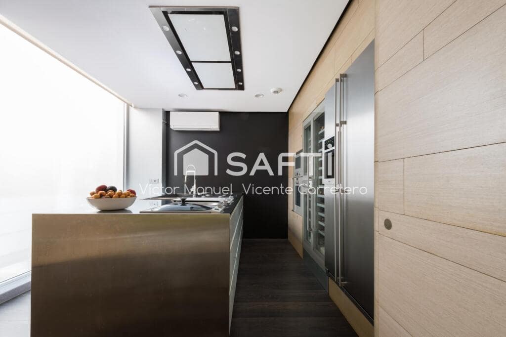 5 soverom Rekkehus til salgs i Carcaixent med svømmebasseng garasje - € 790 000 (Ref: 9410873)