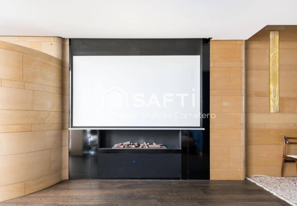 5 soverom Rekkehus til salgs i Carcaixent med svømmebasseng garasje - € 790 000 (Ref: 9410873)