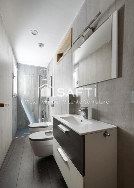 5 soverom Rekkehus til salgs i Carcaixent med svømmebasseng garasje - € 790 000 (Ref: 9410873)