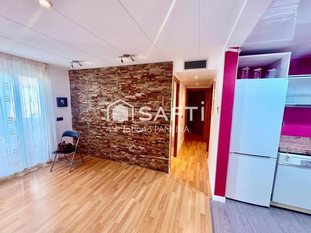 3 soveværelse Penthouse til salg i Blanes - € 180.000 (Ref: 9410874)