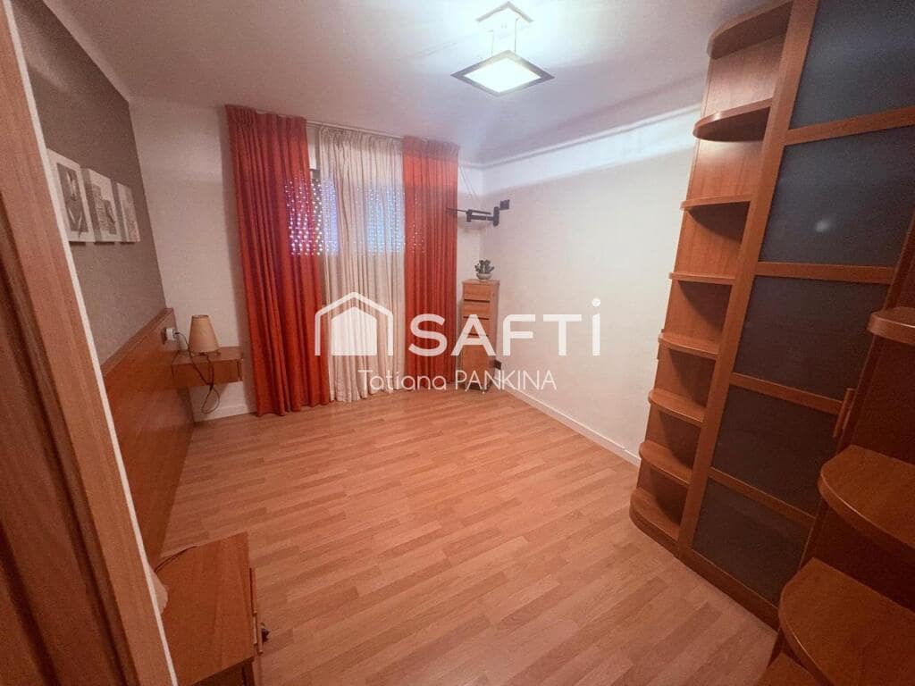 3 soveværelse Penthouse til salg i Blanes - € 180.000 (Ref: 9410874)
