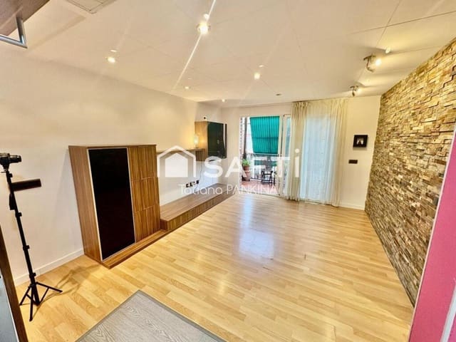 3 soveværelse Penthouse til salg i Blanes - € 180.000 (Ref: 9410874)