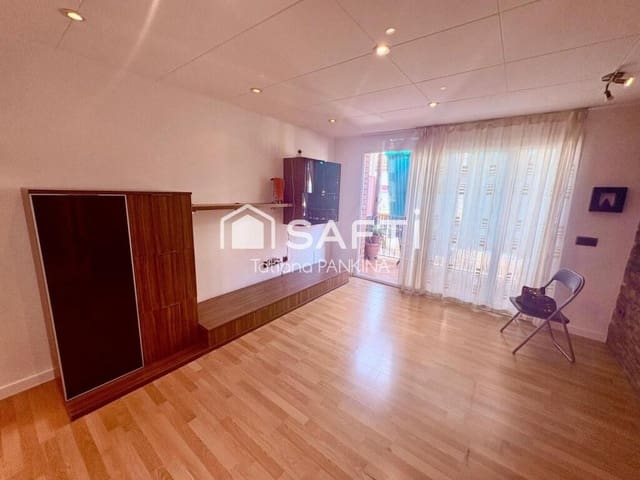 3 soveværelse Penthouse til salg i Blanes - € 180.000 (Ref: 9410874)