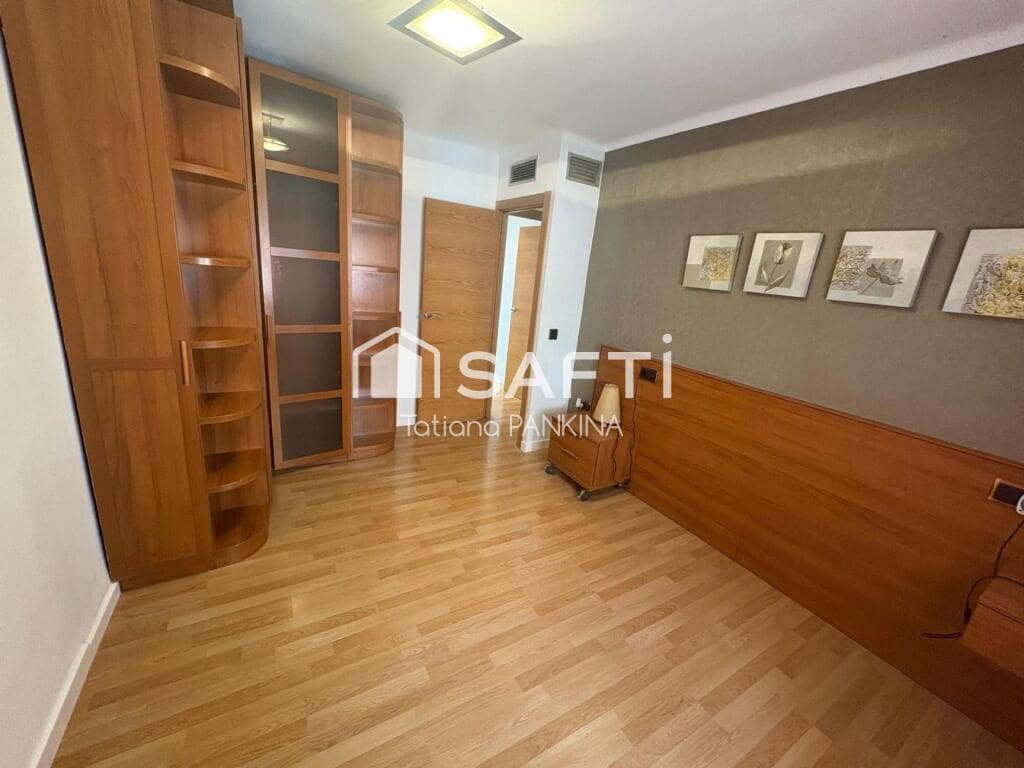 3 soveværelse Penthouse til salg i Blanes - € 180.000 (Ref: 9410874)