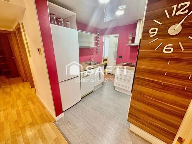 3 soveværelse Penthouse til salg i Blanes - € 180.000 (Ref: 9410874)