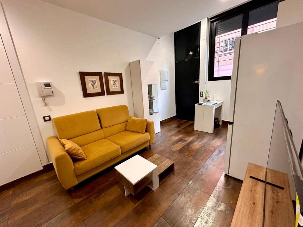 Studio for sale in Madrid city - € 265,000 (Ref: 9410877)