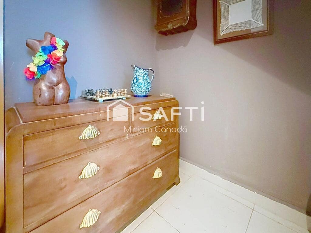 6 soverom Villa til salgs i Calafell med svømmebasseng garasje - € 385 000 (Ref: 9410878)