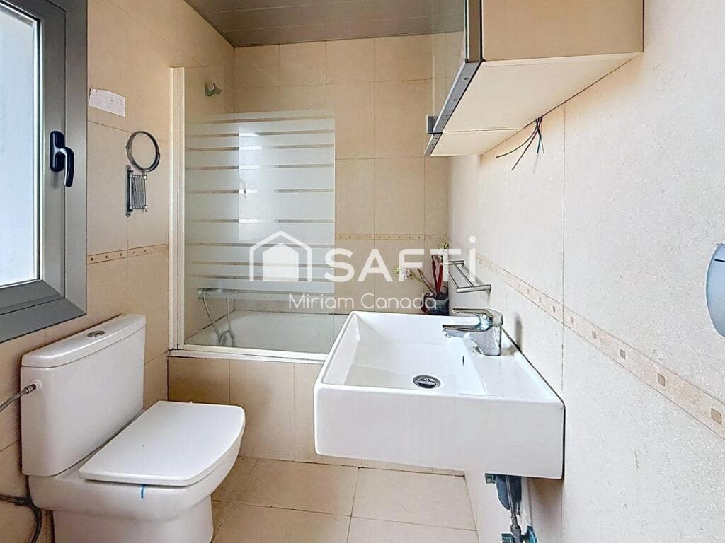 6 soverom Villa til salgs i Calafell med svømmebasseng garasje - € 385 000 (Ref: 9410878)