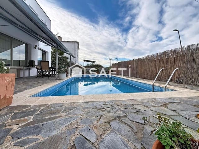 6 soverom Villa til salgs i Calafell med svømmebasseng garasje - € 385 000 (Ref: 9410878)