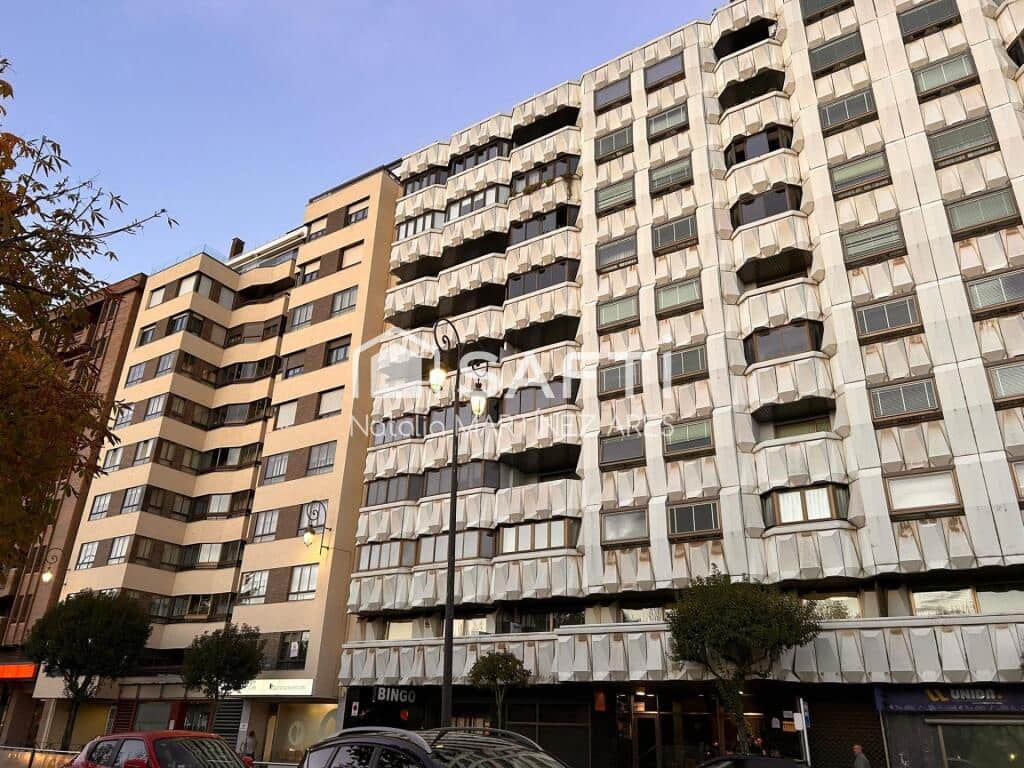 3 soverom Leilighet til salgs i Leon by - € 230 000 (Ref: 9410879)