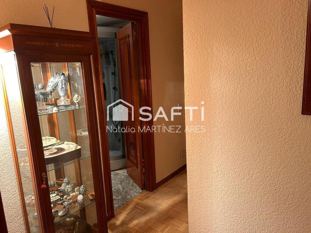 3 soverom Leilighet til salgs i Leon by - € 230 000 (Ref: 9410879)