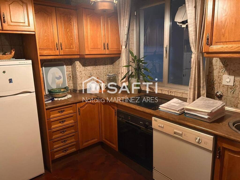 3 soverom Leilighet til salgs i Leon by - € 230 000 (Ref: 9410879)