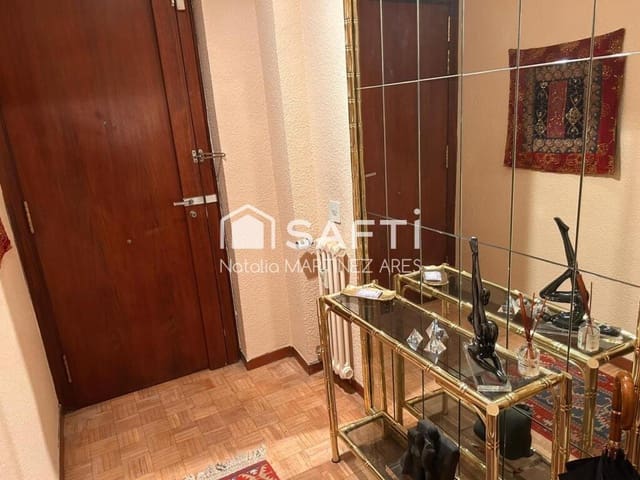 3 soveværelse Lejlighed til salg i León by - € 230.000 (Ref: 9410879)