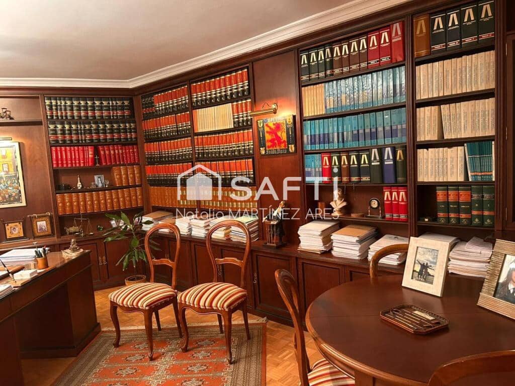 3 soverom Leilighet til salgs i Leon by - € 230 000 (Ref: 9410879)