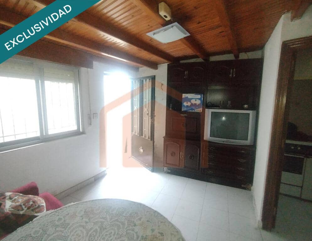 3 bedroom Villa for sale in Ciperez with garage - € 25,000 (Ref: 9410880)