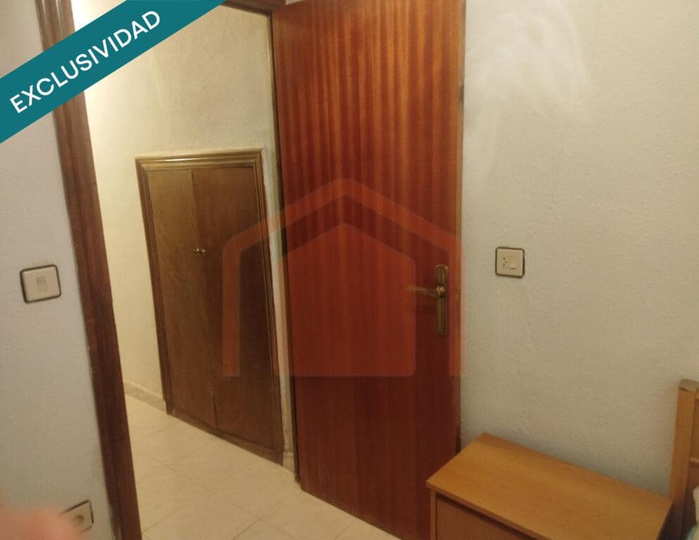 3 bedroom Villa for sale in Ciperez with garage - € 25,000 (Ref: 9410880)