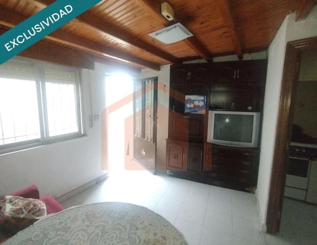 3 bedroom Villa for sale in Cipérez with garage - € 25,000 (Ref: 9410880)