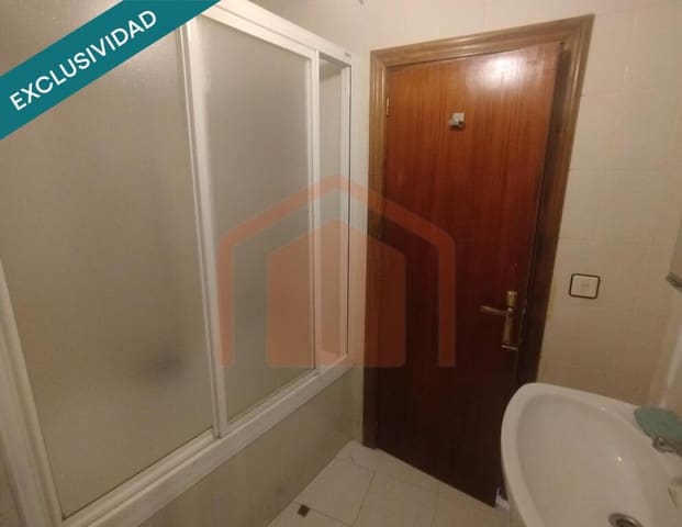 3 bedroom Villa for sale in Cipérez with garage - € 25,000 (Ref: 9410880)