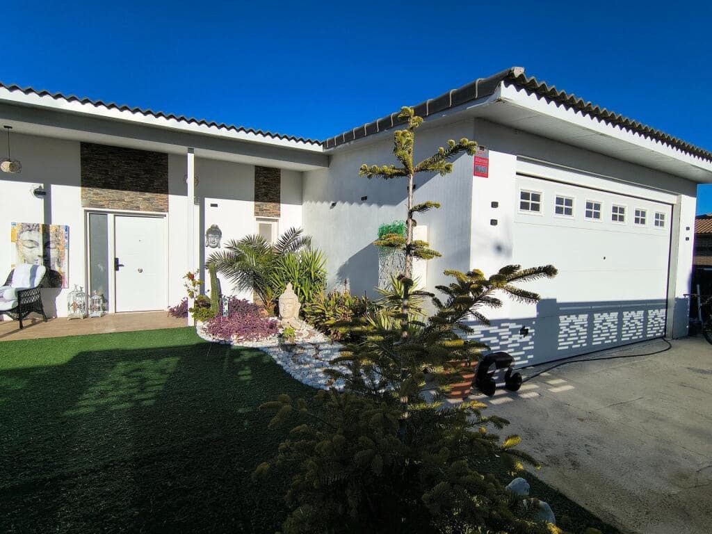 3 soverom Villa til salgs i Chiloeches med svømmebasseng garasje - € 399 000 (Ref: 9410882)