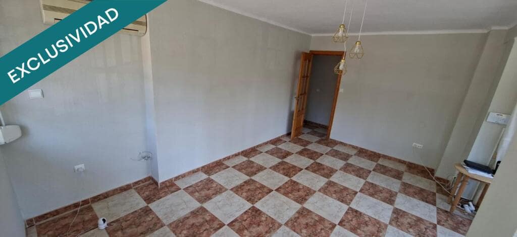 3 makuuhuone Huoneisto myytävänä paikassa Torre del Mar mukana uima-altaan - 345 000 € (Ref: 9410883)