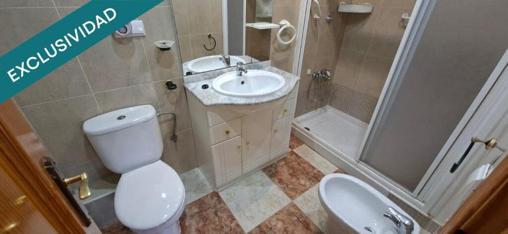 3 makuuhuone Huoneisto myytävänä paikassa Torre del Mar mukana uima-altaan - 345 000 € (Ref: 9410883)