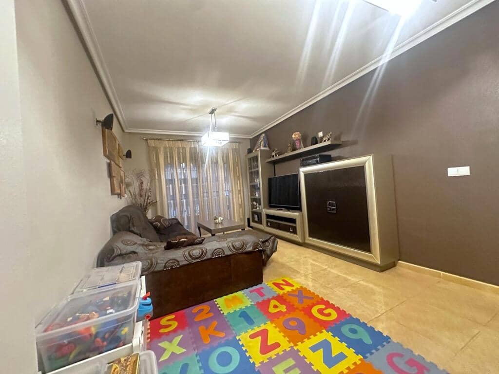 Apartamento de 3 habitaciones en Almoradí en venta - 117.000 € (Ref: 9413934)