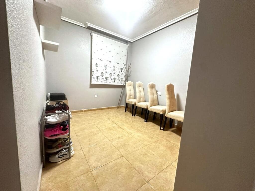 Apartamento de 3 habitaciones en Almoradí en venta - 117.000 € (Ref: 9413934)