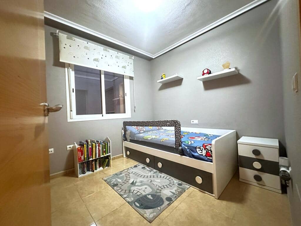 Apartamento de 3 habitaciones en Almoradí en venta - 117.000 € (Ref: 9413934)