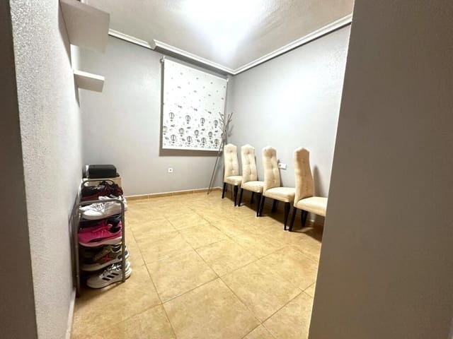 Apartamento de 3 habitaciones en Almoradí en venta - 117.000 € (Ref: 9413934)