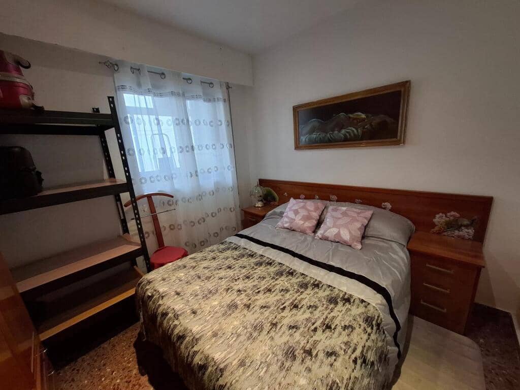4 quarto Apartamento para venda em L'Olleria - 95 000 € (Ref: 9413935)
