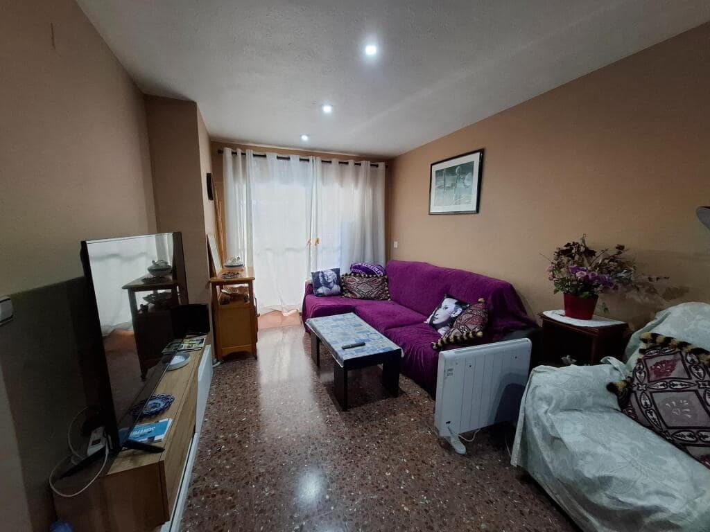 4 quarto Apartamento para venda em L'Olleria - 95 000 € (Ref: 9413935)
