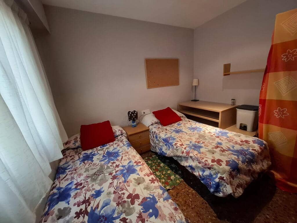4 quarto Apartamento para venda em L'Olleria - 95 000 € (Ref: 9413935)