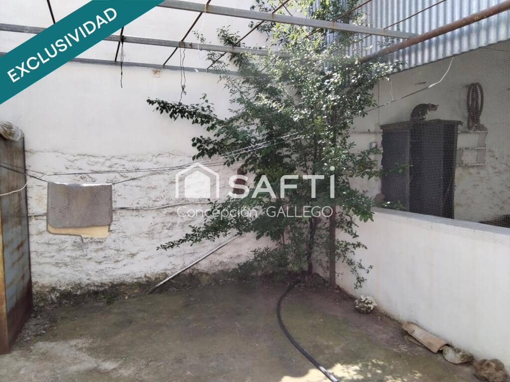 2 slaapkamer Villa te koop in Alcazar de San Juan met garage - € 67.000 (Ref: 9413938)