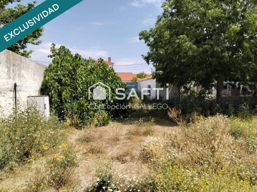 2 slaapkamer Villa te koop in Alcazar de San Juan met garage - € 67.000 (Ref: 9413938)