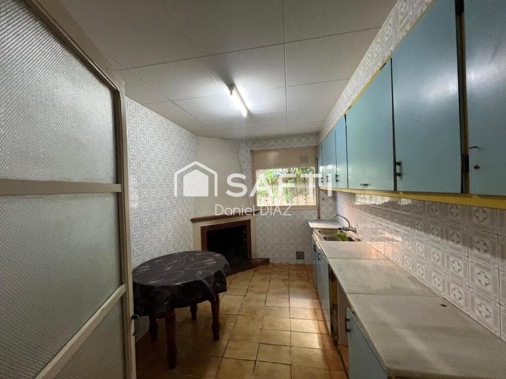 5 soveværelse Finca/Landehus til salg i Macanet de la Selva med garage - € 320.000 (Ref: 9415782)