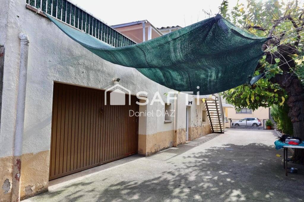 5 soveværelse Finca/Landehus til salg i Macanet de la Selva med garage - € 320.000 (Ref: 9415782)