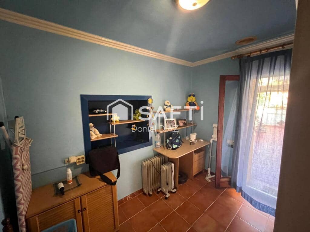 5 soveværelse Finca/Landehus til salg i Macanet de la Selva med garage - € 320.000 (Ref: 9415782)