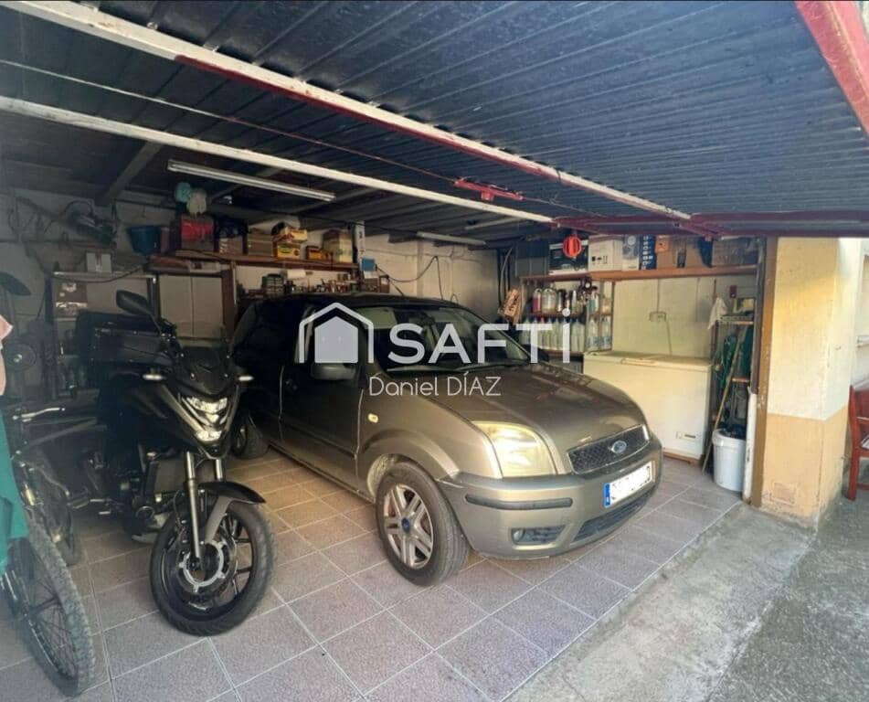 5 soveværelse Finca/Landehus til salg i Macanet de la Selva med garage - € 320.000 (Ref: 9415782)