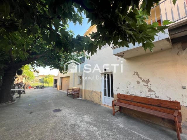 Finca/Casa Rural de 5 habitaciones en Maçanet de la Selva en venta con garaje - 320.000 € (Ref: 9415782)