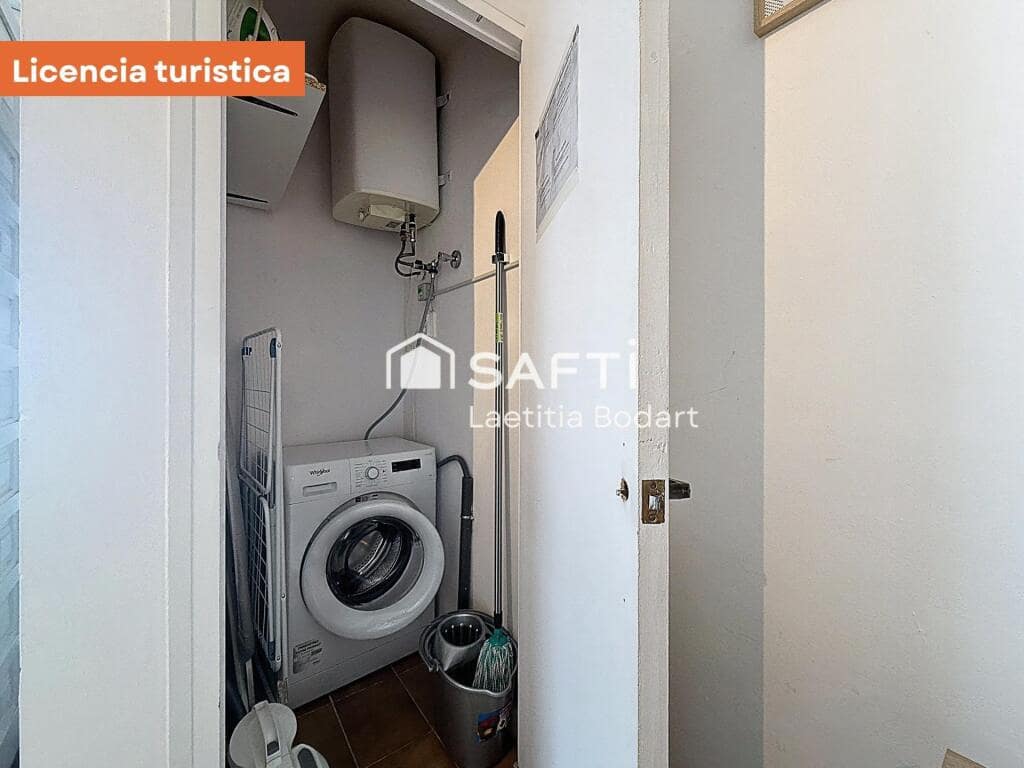 1 bedroom Apartment for sale in Empuriabrava - € 200,000 (Ref: 9415783)