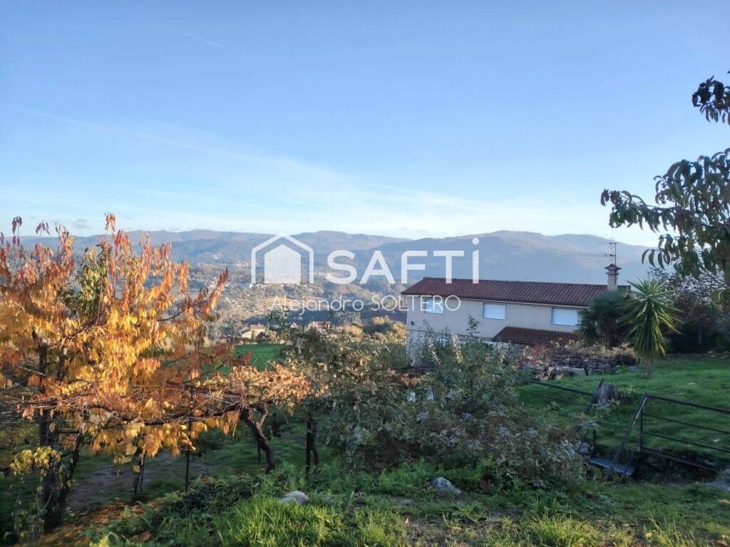 4 sovrum Villa till salu i Crecente - 190 000 € (Ref: 9415785)